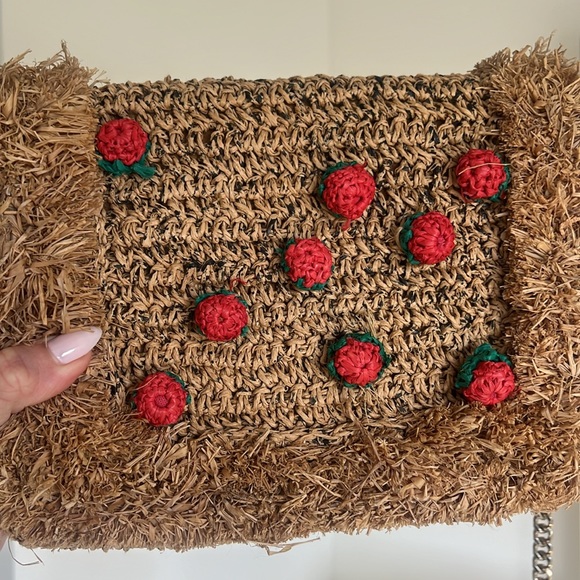 Zara strawberry straw raffia clutch bag - Picture 10 of 11